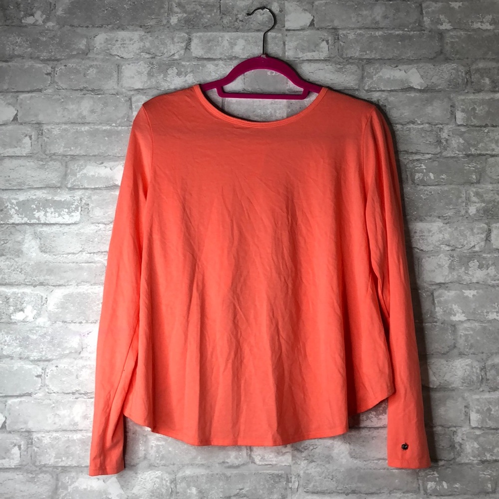 Split back tee
